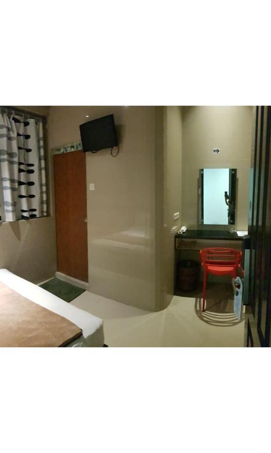 Nusa Hotel *